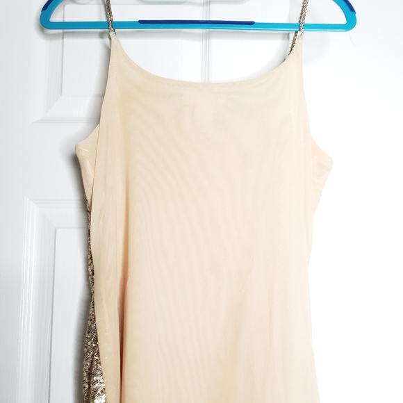 Top - Picture 3 of 4